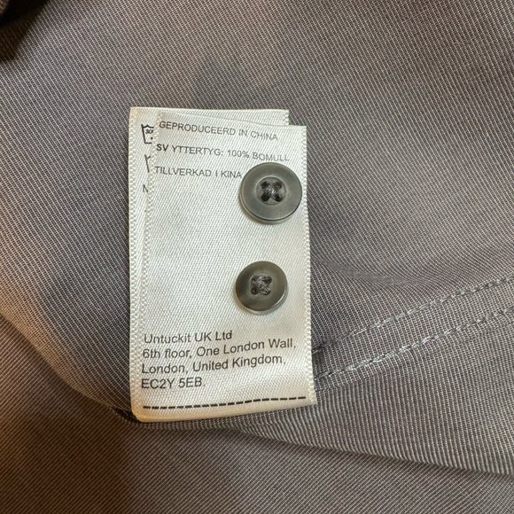 UNTUCKit Sangiovese Gray Wrinkle Free Long Sleeve Casual Button Up Shirt Men's M - Picture 7 of 11